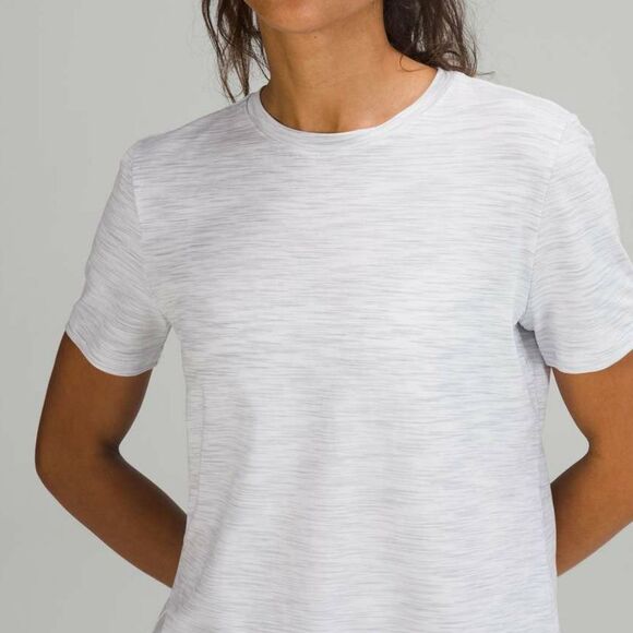 Lululemon Love Crew Short Sleeve T-Shirt Sz 6 - Picture 5 of 13